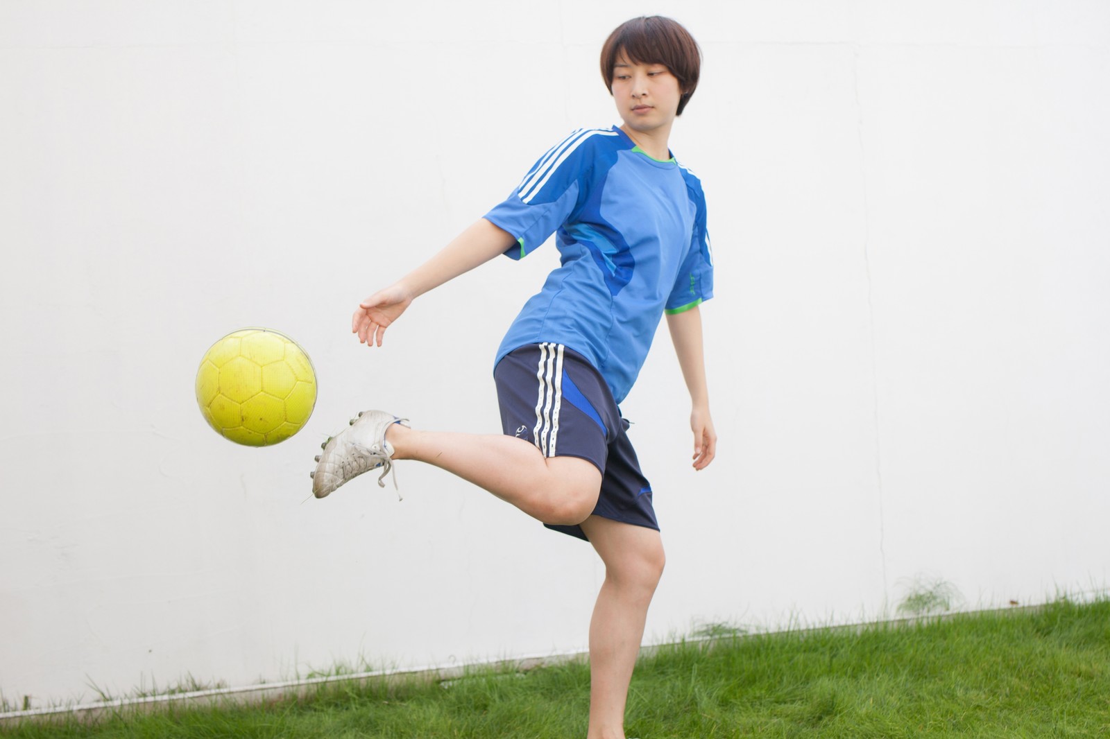 平愛梨さんとのゴールを決めたアモーレ長友佑都選手に学ぶ 合コンでモテる男になるために重要な4つの行動学